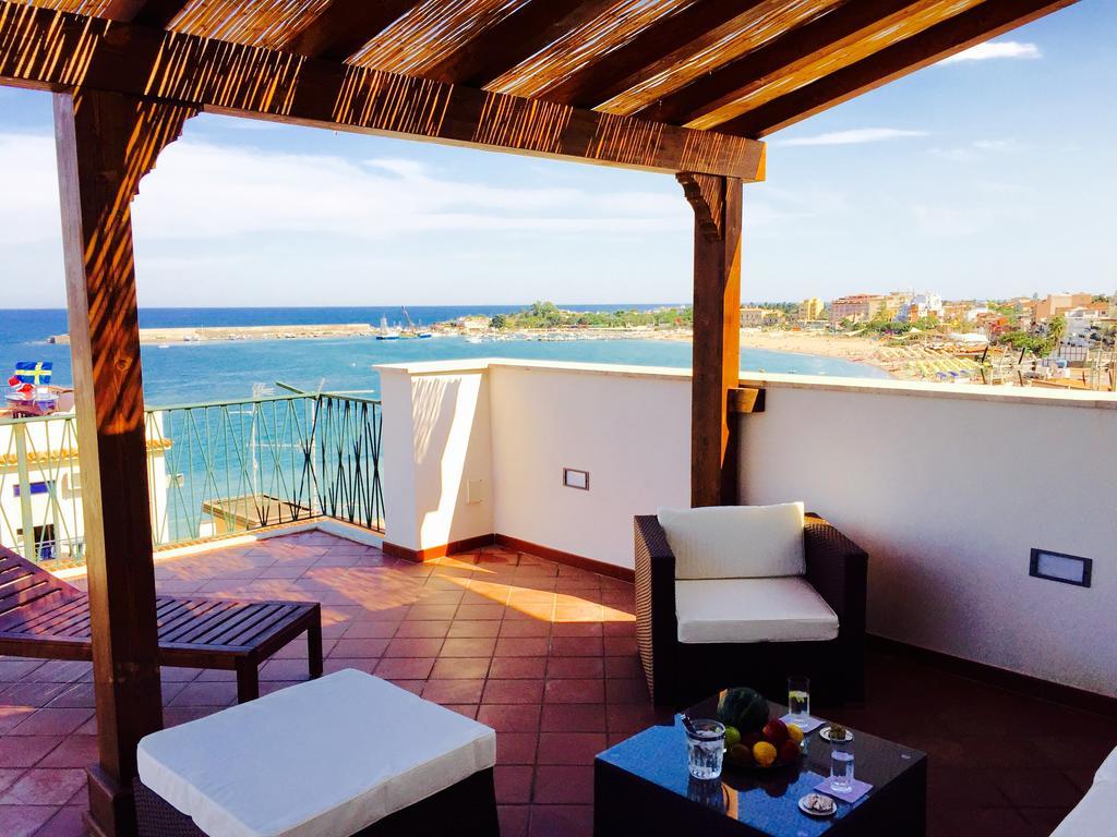 Solarium Achilles Giardini Naxos Exterior foto